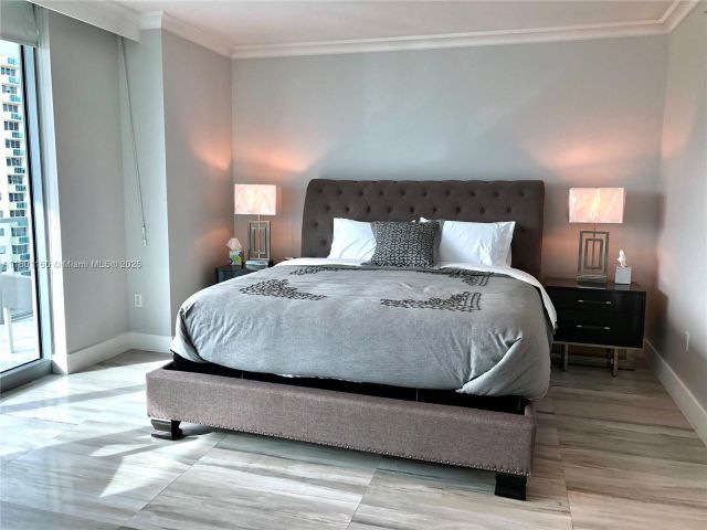 Продажа квартиры #801 - фото 6007299