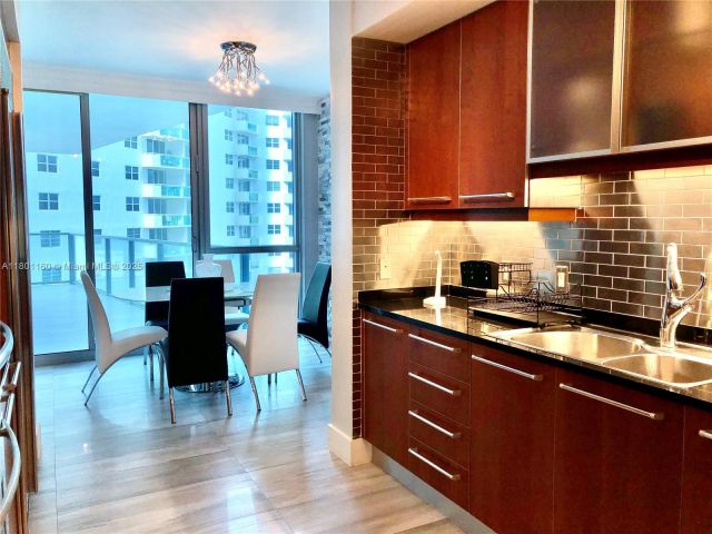 Продажа квартиры #801 - фото 6007302