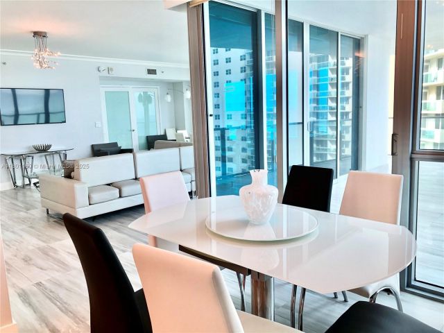 Продажа квартиры #801 - фото 6007304