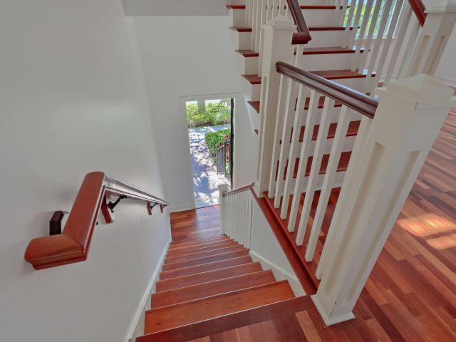 Дом в аренду по адресу 343 Flamingo Drive - фото 6007634