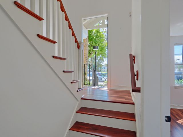 Дом в аренду по адресу 343 Flamingo Drive - фото 6007638