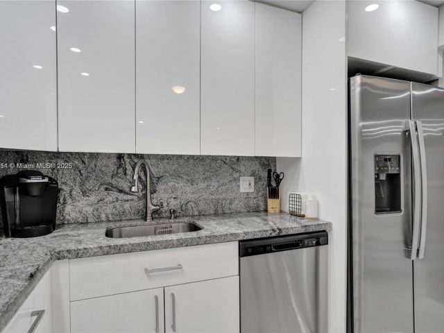 Квартира в аренду номер1007 - фото 6007369