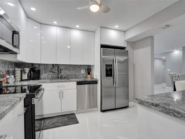 Квартира в аренду номер1007 - фото 6007372