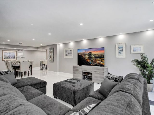 Квартира в аренду номер1007 - фото 6007375