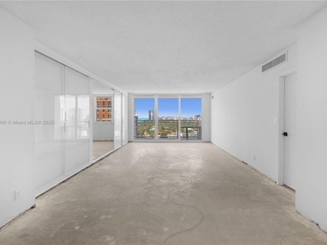 Продажа квартиры #1708 - фото 6008369