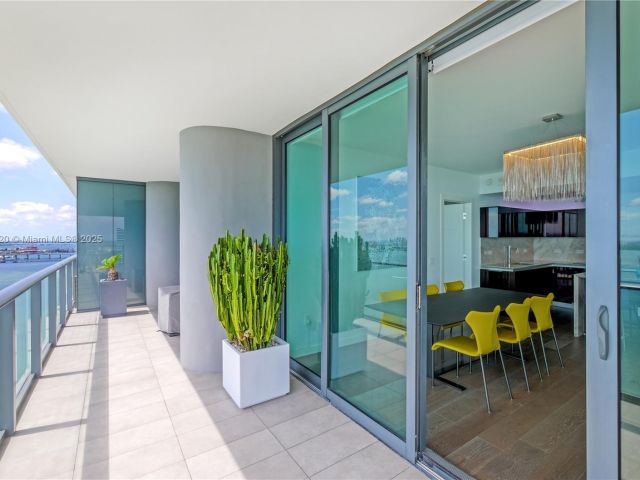 Продажа квартиры #3606 - фото 6008160