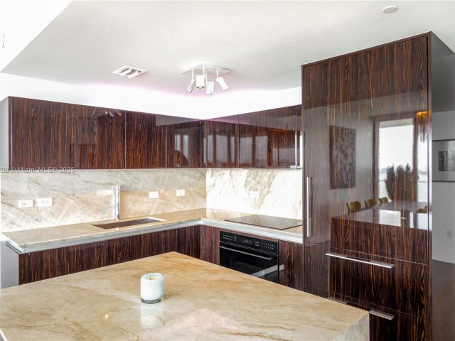 Продажа квартиры #3606 - фото 6008170