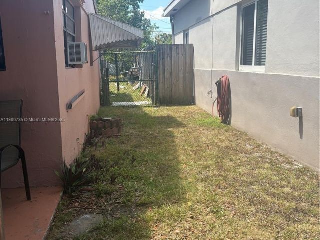 Продажа дома по адресу 2530 Washington St - фото 6006293