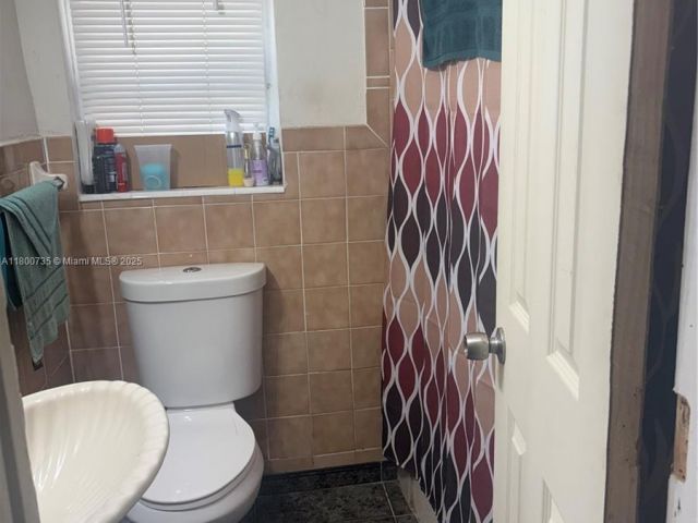 Продажа дома по адресу 2530 Washington St - фото 6006296