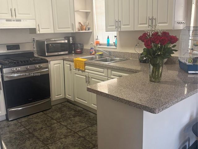 Продажа дома по адресу 2530 Washington St - фото 6006302