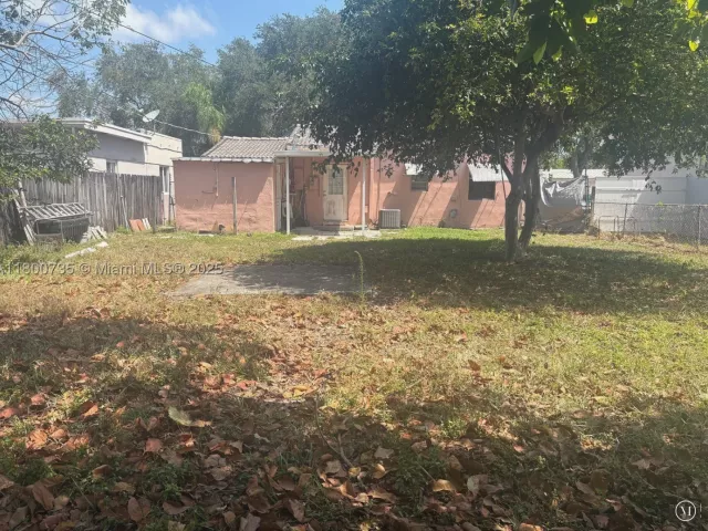 Продажа дома по адресу 2530 Washington St - фото 9053332