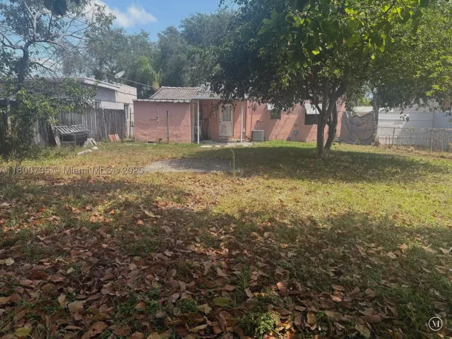 Продажа дома по адресу 2530 Washington St - фото 9053341