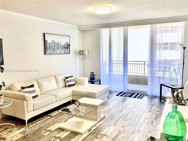 Квартира в аренду номер405 - фото 6151959