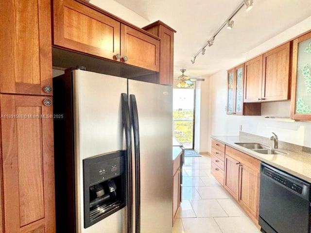 Продажа квартиры #810 - фото 6009497