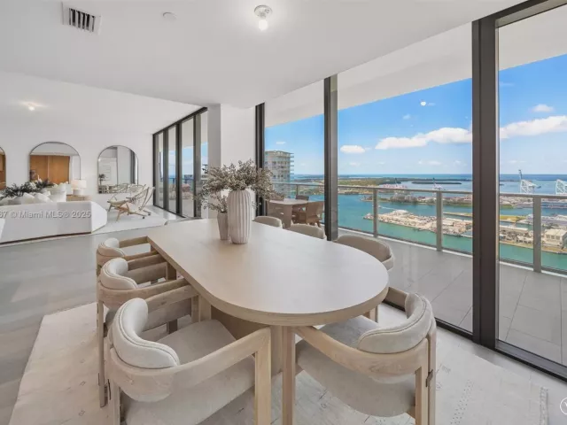 Продажа квартиры #3602 - фото 6469115