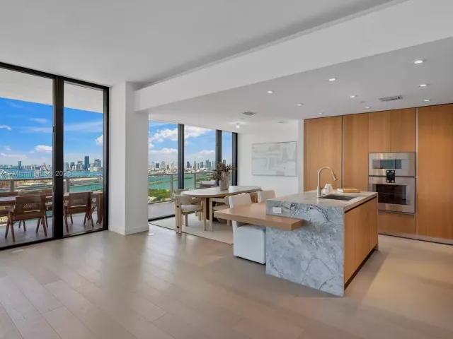 Продажа квартиры #3602 - фото 6469121