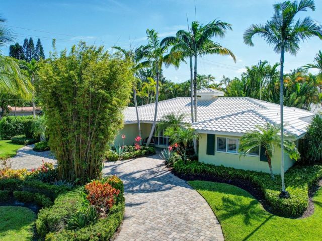 Продажа дома по адресу 2601 NE 27th Ter - фото 6034795