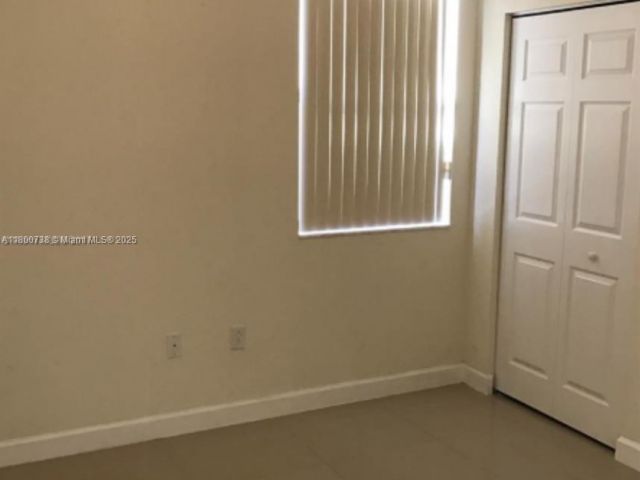 Продажа дома по адресу 15400 SW 176 LN - фото 6006905