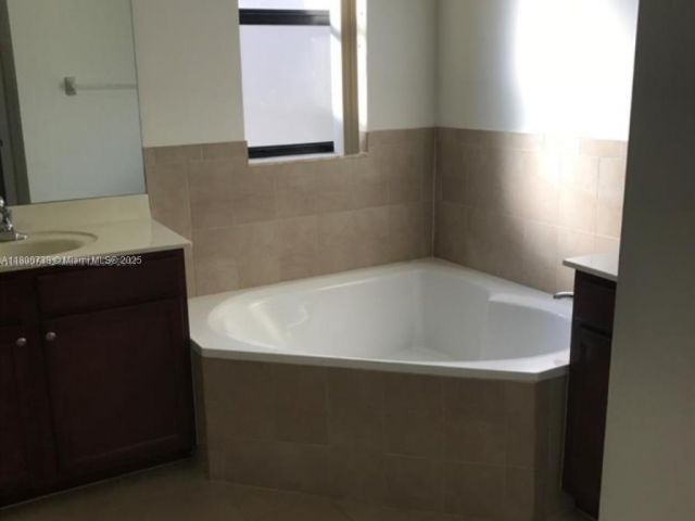 Продажа дома по адресу 15400 SW 176 LN - фото 6006908