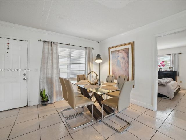 Продажа дома по адресу 6400 Sheridan St - фото 6063293