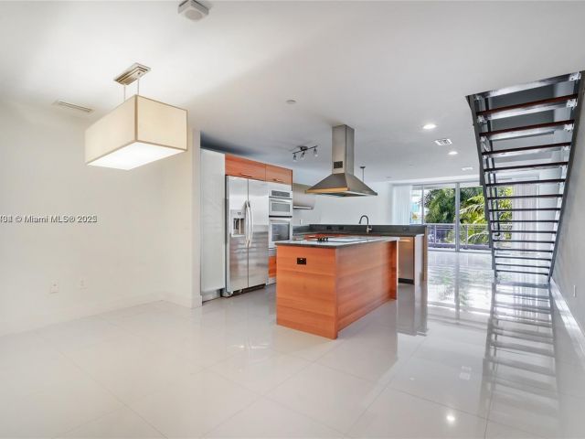 Продажа квартиры #441 - фото 6008883