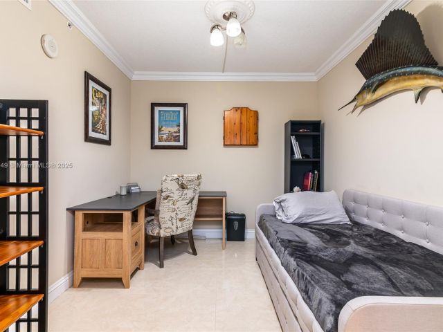 Продажа квартиры #3401 - фото 6011296