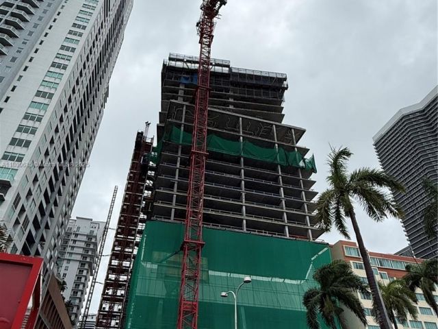 Продажа квартиры #8404 - фото 6021257