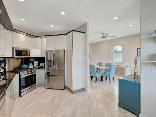 Продажа дома по адресу 1788 Bay Dr 25 - фото 6028267