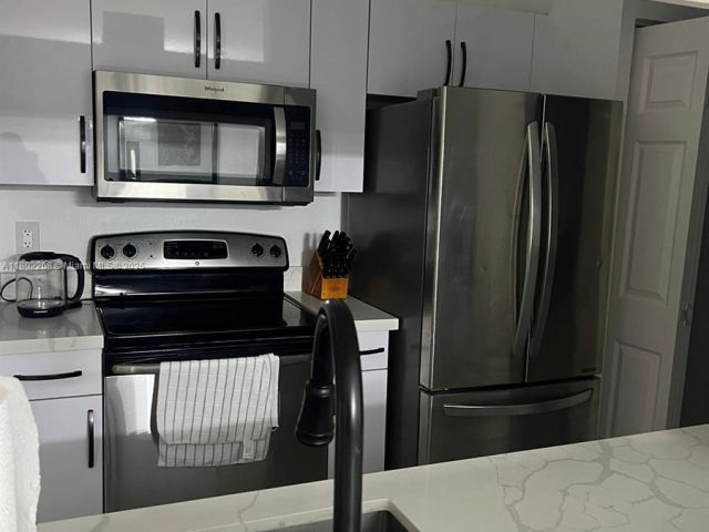 Продажа квартиры #2218 - фото 7427201