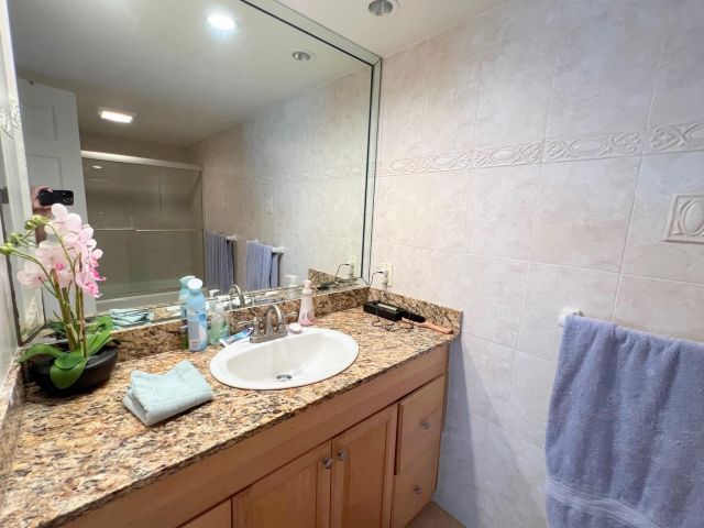 Квартира в аренду номер1003S - фото 6017937