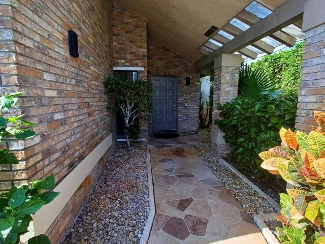 Продажа дома по адресу 10544 Fenway Place - фото 6014716