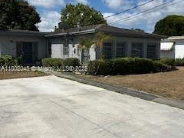 Продажа дома по адресу 10354 SW 173rd St - фото 6012502