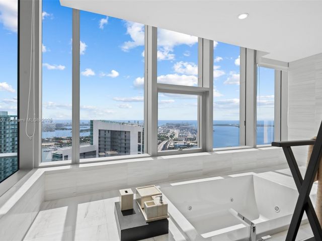 Продажа квартиры #PH 5401 - фото 6017086