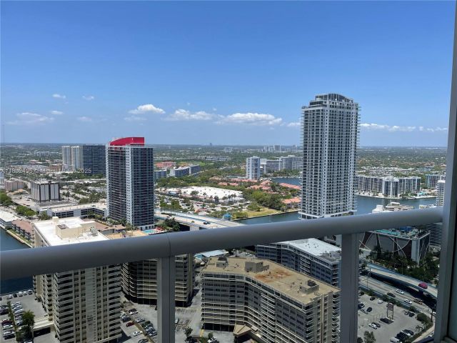 Квартира в аренду номер3506 - фото 6046043