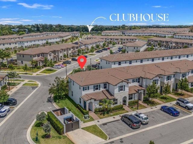 Продажа дома по адресу 12130 NW 23rd Ct - фото 6012728