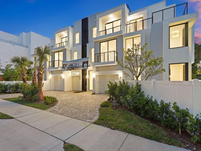 Продажа дома по адресу 408 SE 2nd Street - фото 6631067