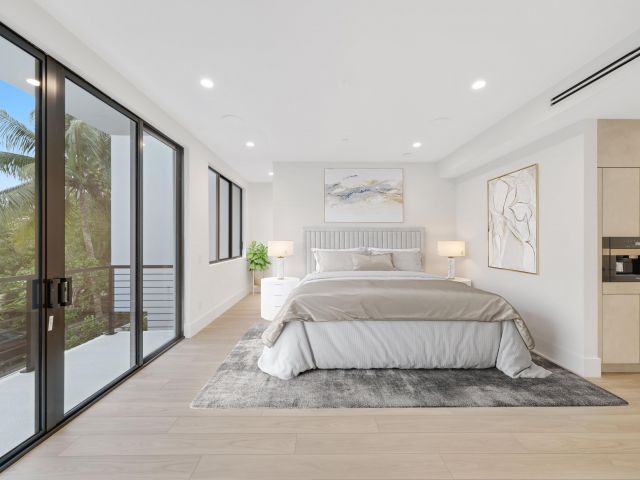 Продажа дома по адресу 408 SE 2nd Street - фото 6631074