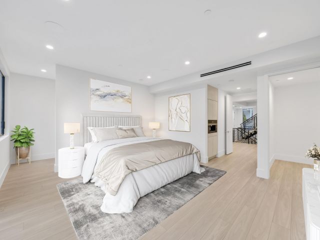 Продажа дома по адресу 408 SE 2nd Street - фото 6631077