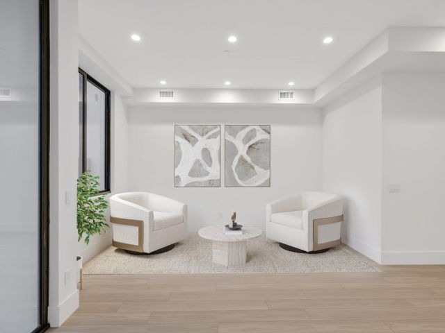 Продажа дома по адресу 408 SE 2nd Street - фото 6631080