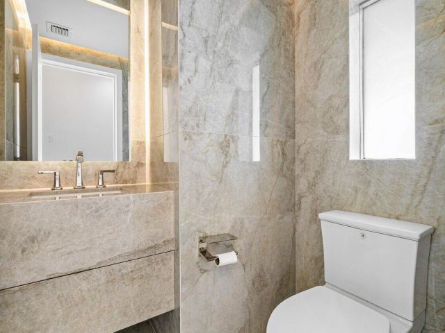 Продажа дома по адресу 22233 Hollyhock Trail - фото 6018637