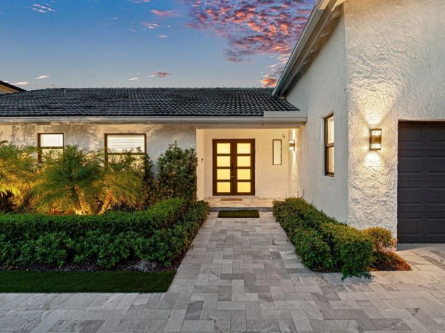 Продажа дома по адресу 22233 Hollyhock Trail - фото 6018647