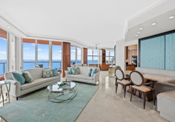 Квартира #21B