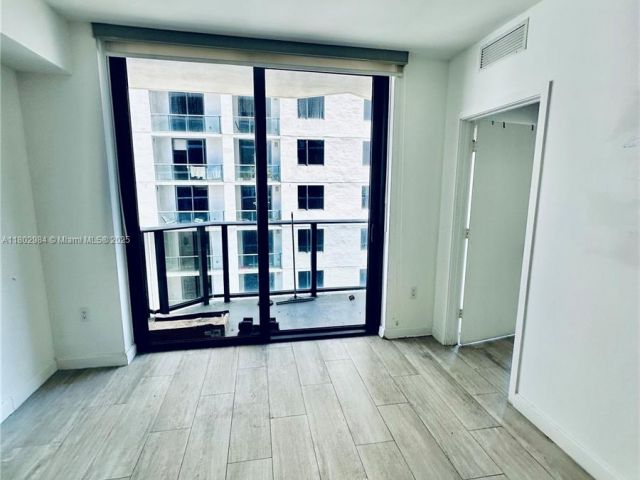 Продажа квартиры #3409 - фото 6061110