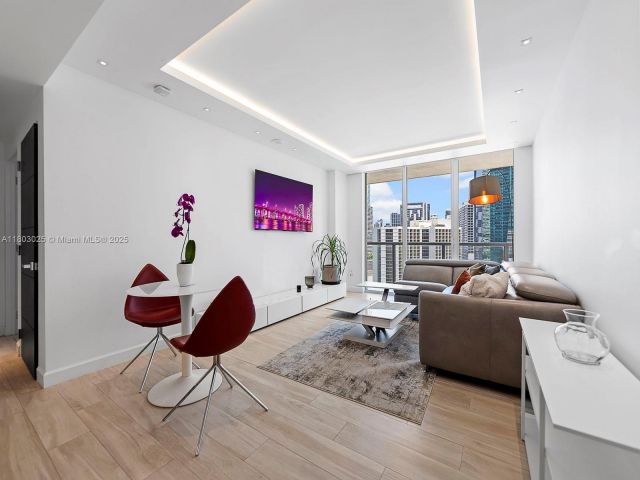 Продажа квартиры #2203 - фото 6067595