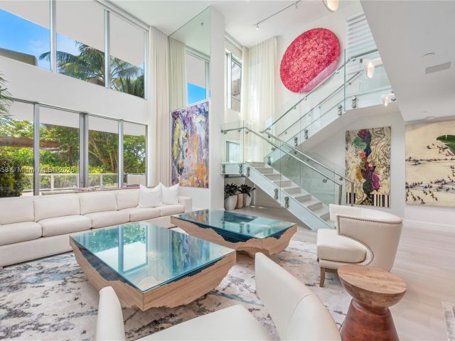 Продажа квартиры #U-0203 - фото 6029010