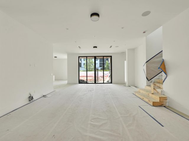 Продажа дома по адресу 16694 Mosaic Place - фото 6058376