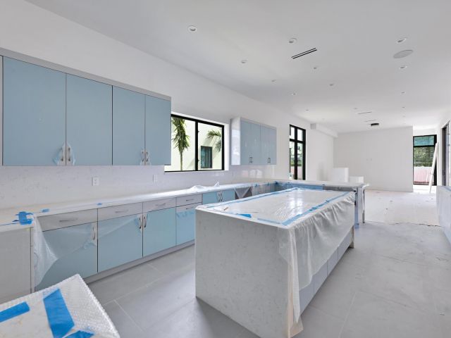 Продажа дома по адресу 16694 Mosaic Place - фото 6058377