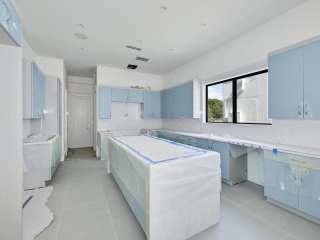 Продажа дома по адресу 16694 Mosaic Place - фото 6058378