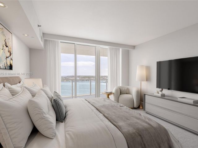 Продажа квартиры #2303 - фото 6037471