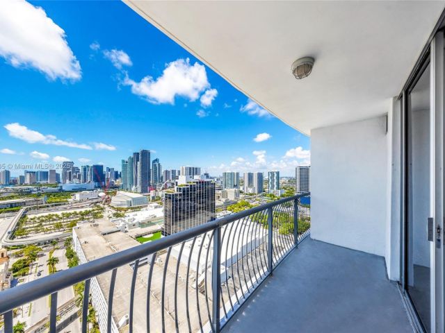 Продажа квартиры #3308 - фото 7436940